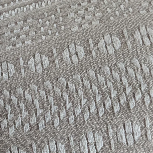 Ralph Lauren embroidered throw pillow with feather insert - Picture 7 of 9